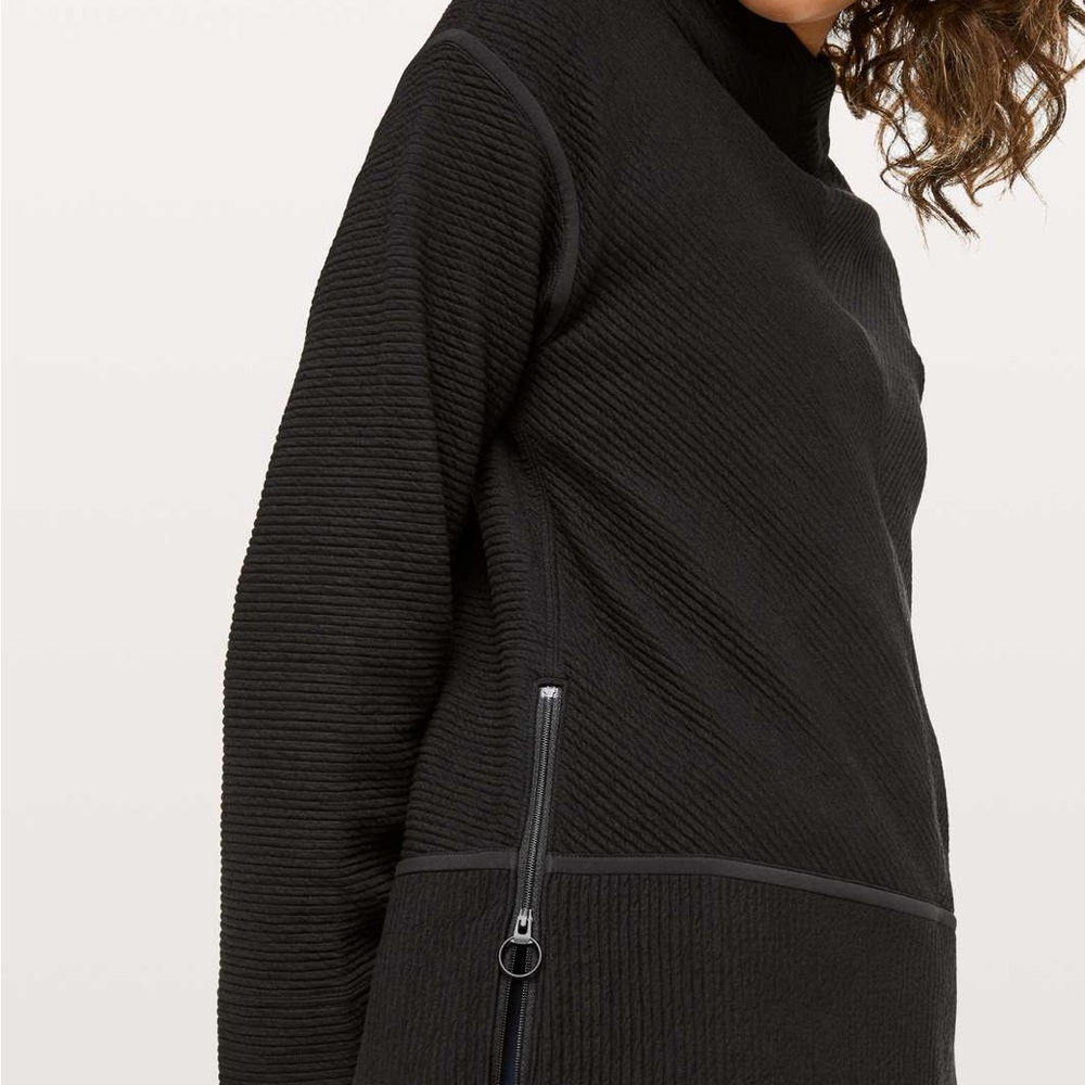 Lululemon On Repeat MockNeck - Picture 2 of 9